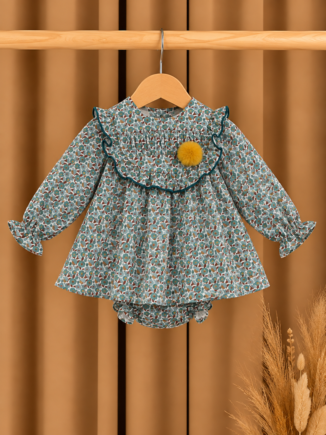 Vestido e tapa fraldas Yoedu